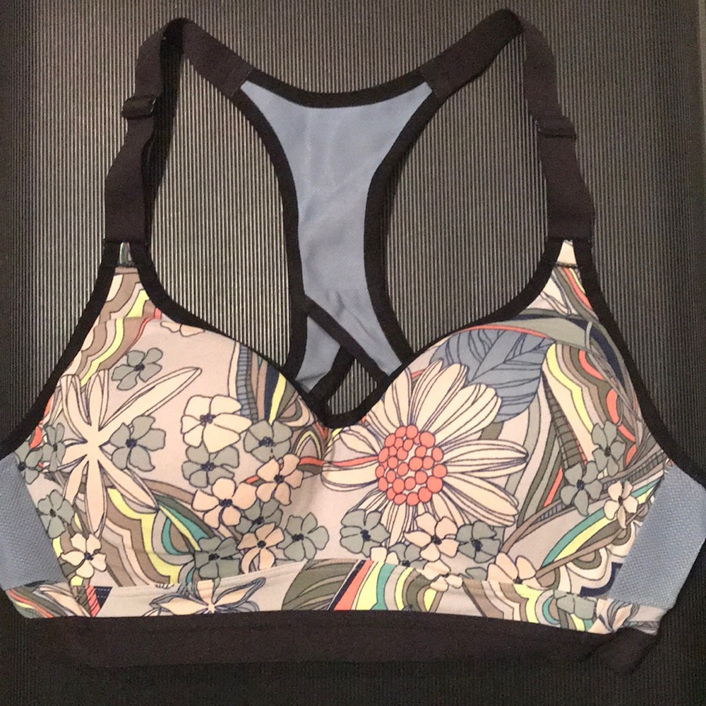 Victoria Secret Sports Bra